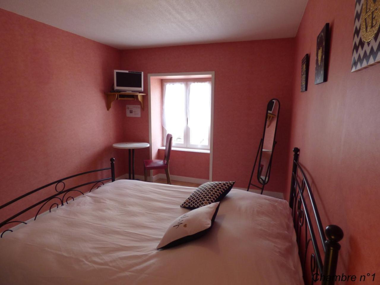 Auberge Des Petits 호텔 Saint-Igny-de-Vers 외부 사진