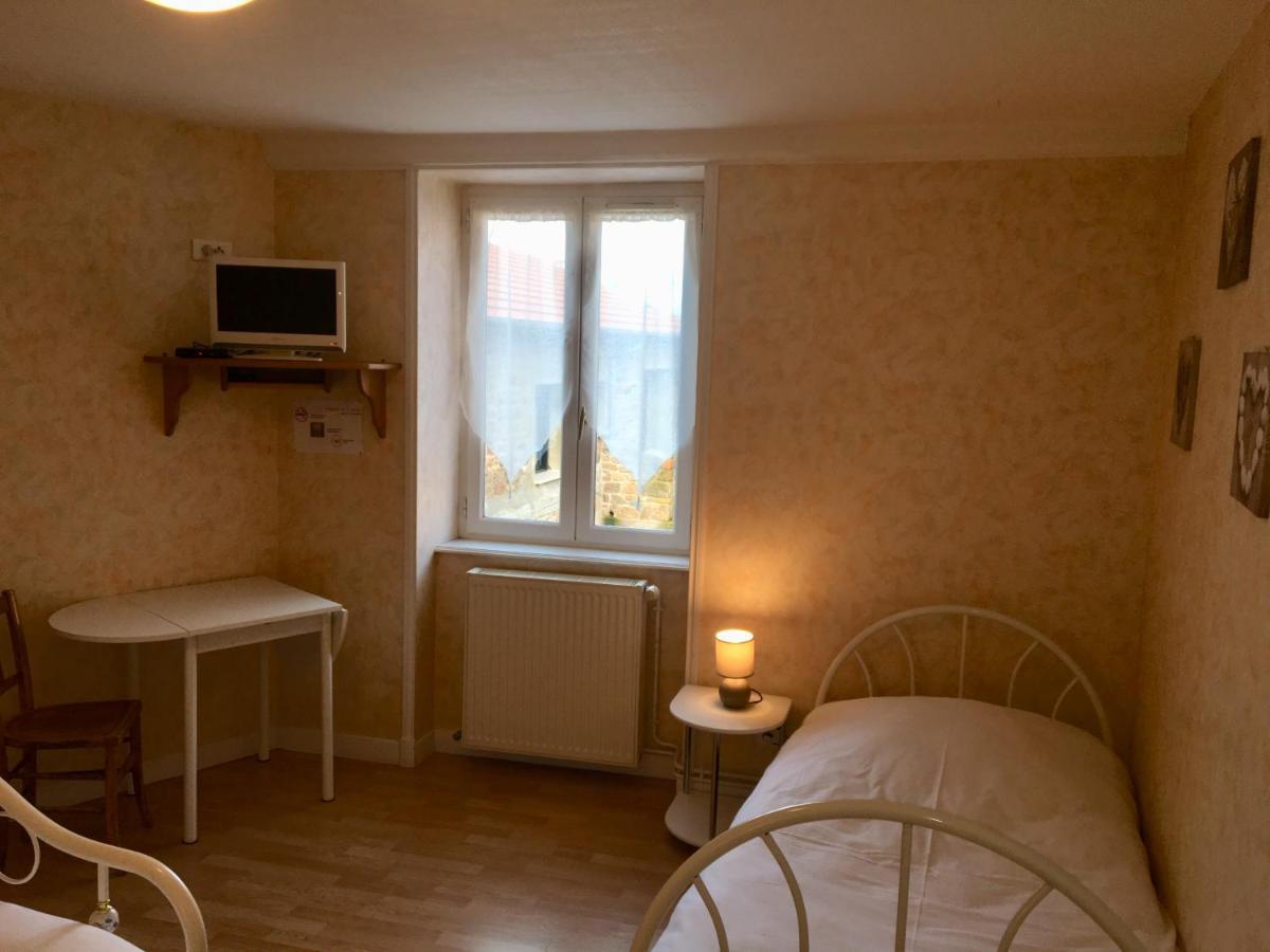 Auberge Des Petits 호텔 Saint-Igny-de-Vers 외부 사진